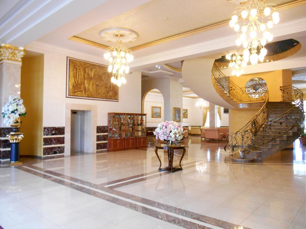 Armenian Royal Palace Jerevan Eksteriør billede