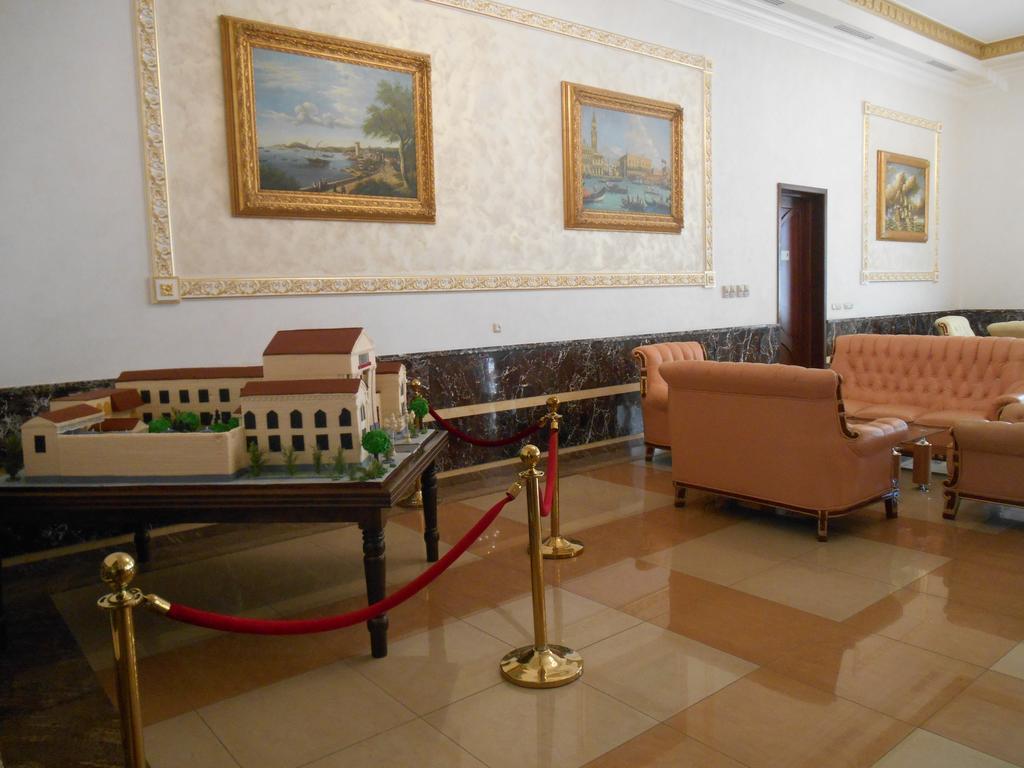 Armenian Royal Palace Jerevan Eksteriør billede