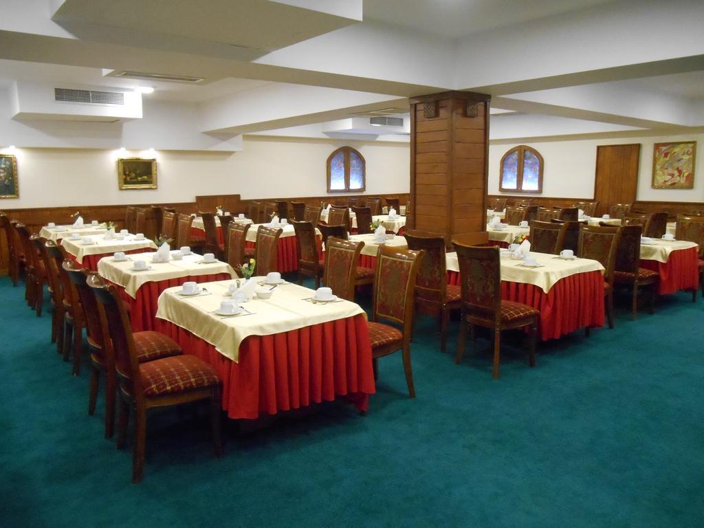 Armenian Royal Palace Jerevan Eksteriør billede